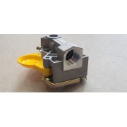 Голова з’єднувальна pneumatic «груша» М22х1,5 без клапана EKERSAN FA2011H (жовта, керуюча) Голова з’єднувальна pneumatic «груша» М22х1,5 без клапана EKERSAN FA2011H (жовта, керуюча)